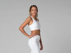 Brassière de Yoga Sport en Coton Bio - Blanc - Taille XS | Confort et Soutien Optimal -CHIN MUDRA Soldes brassiere de yoga sport bio 163516322161769c55568a4