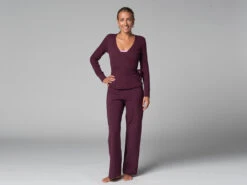 Cache Cœur Bio Prune - Vêtement de Yoga Femme en Coton Bio - Taille XS 36 15 Cache Cœur Bio Prune - Vêtement de Yoga Femme en Coton Bio - Taille XS 36 -CHIN MUDRA Soldes cache coeur bio 163585077761811a1909666