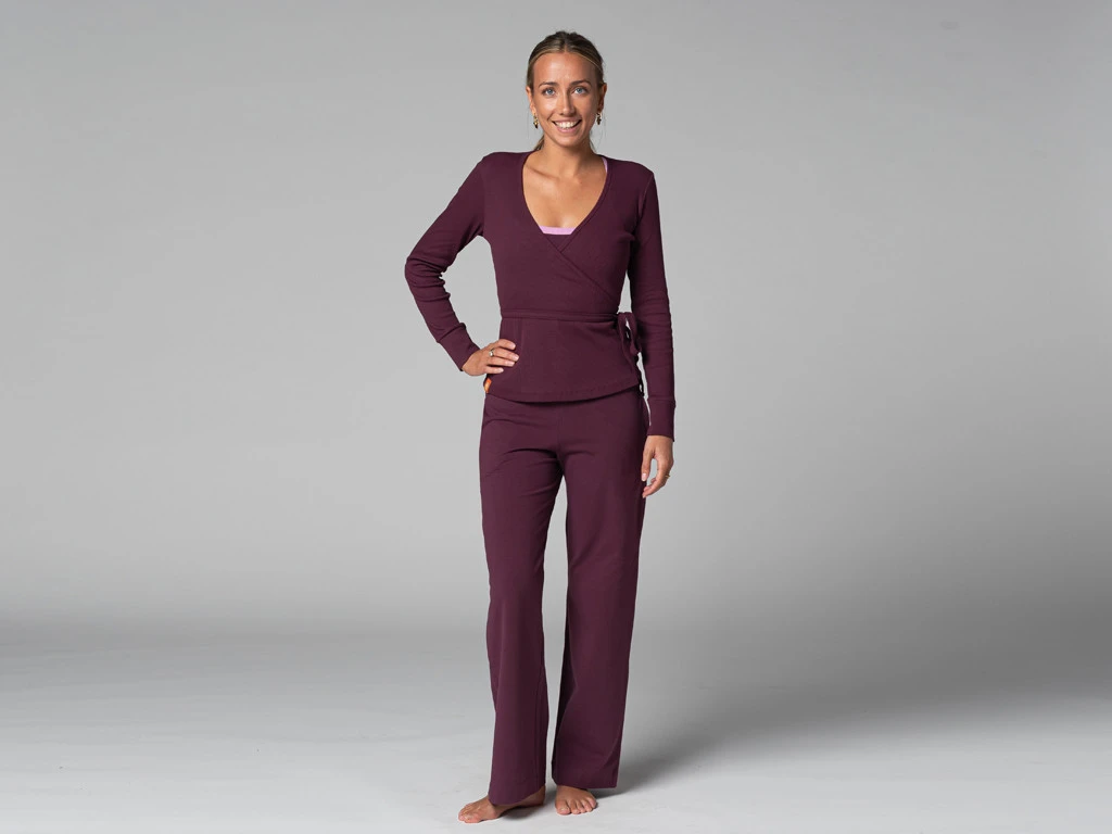 Cache Cœur Bio Prune - Vêtement de Yoga Femme en Coton Bio - Taille XS 36 7 Cache Cœur Bio Prune - Vêtement de Yoga Femme en Coton Bio - Taille XS 36 – Image 7