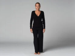 Cache Cœur - Bio Noir Noir XS - 36 | Vêtements de Yoga Femme en Coton Bio -CHIN MUDRA Soldes cache coeur bio 163585082661811a4a86be4