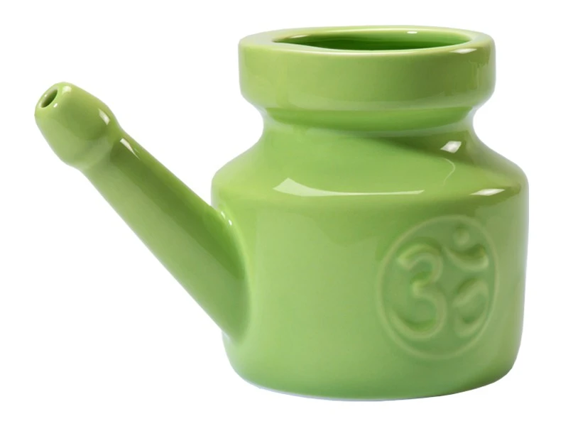 Lota Om en Porcelaine Émaillée 400ml Vert Amande - Neti Pot pour Bien-être Nasal 2 Lota Om en Porcelaine Émaillée 400ml Vert Amande - Neti Pot pour Bien-être Nasal – Image 2