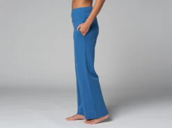Pantalon De Yoga Femme Jazzy - Coton Bio Bleu - Taille XS (34) - Confort et Élégance 12 Pantalon De Yoga Femme Jazzy - Coton Bio Bleu - Taille XS (34) - Confort et Élégance -CHIN MUDRA Soldes pantalon de yoga femme jazzy bio 163584723761810c454a41c