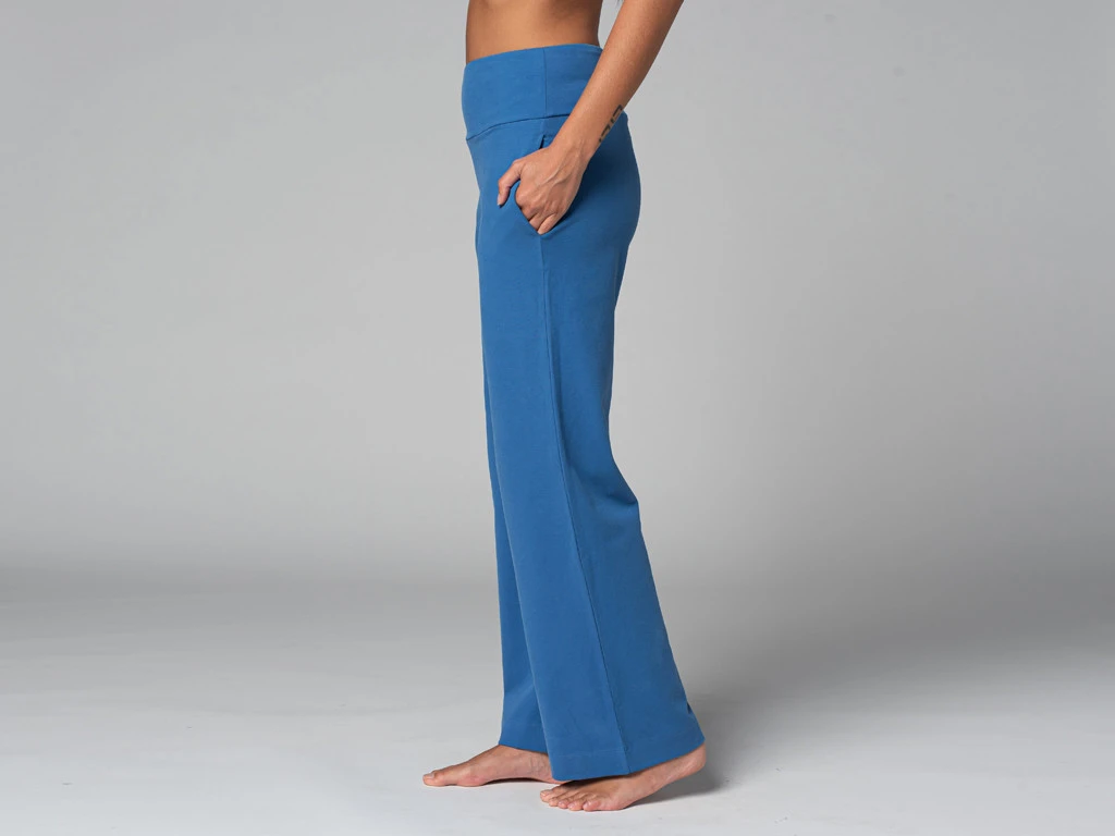 Pantalon De Yoga Femme Jazzy - Coton Bio Bleu - Taille XS (34) - Confort et Élégance 4 Pantalon De Yoga Femme Jazzy - Coton Bio Bleu - Taille XS (34) - Confort et Élégance – Image 4