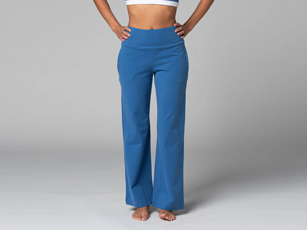 Pantalon De Yoga Femme Jazzy - Coton Bio Bleu - Taille XS (34) - Confort et Élégance 2 Pantalon De Yoga Femme Jazzy - Coton Bio Bleu - Taille XS (34) - Confort et Élégance – Image 2