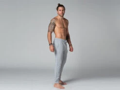 Pantalon De Yoga Homme Jogger - Coton Bio Gris - Taille S 38/40 15 Pantalon De Yoga Homme Jogger - Coton Bio Gris - Taille S 38/40 -CHIN MUDRA Soldes pantalon de yoga homme jogger bio 1635432225617ab721c578d
