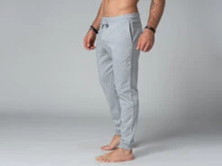 Pantalon De Yoga Homme Jogger - Coton Bio Gris - Taille S 38/40 12 Pantalon De Yoga Homme Jogger - Coton Bio Gris - Taille S 38/40 -CHIN MUDRA Soldes pantalon de yoga homme jogger bio 1635432261617ab745d0d55