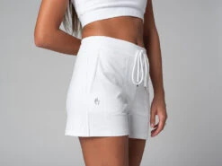 Short de Yoga Cool Bio Blanc XS 36 - Vêtements de Yoga Femme en Coton Bio 19 Short de Yoga Cool Bio Blanc XS 36 - Vêtements de Yoga Femme en Coton Bio -CHIN MUDRA Soldes short de yoga cool bio 163584669161810a23ae8e0