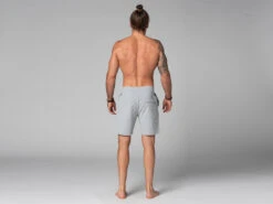 Short de Yoga Homme en Coton Bio - Gris Taille S (38/40) - Confort et Respirabilité 17 Short de Yoga Homme en Coton Bio - Gris Taille S (38/40) - Confort et Respirabilité -CHIN MUDRA Soldes short de yoga homme coton bio 1635436208617ac6b05571c