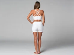 Short De Yoga Slim en Coton Bio - Blanc - Taille XS (36) - Vêtements de Yoga Femme -CHIN MUDRA Soldes short de yoga slim bio 1635845716618106544542e