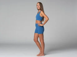 Short de Yoga Slim - Bio Bleu - Taille XS 36 - Vêtements de Yoga Femme en Coton Bio -CHIN MUDRA Soldes short de yoga slim bio 1635845801618106a9023ea