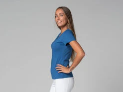 T-Shirt TARA M/C Col Large 100% Coton Bio Bleu XS - 36 | Vêtements de Yoga Femme -CHIN MUDRA Soldes t shirt tara m c col large 100 bio 16352540056177fef5b5fd7
