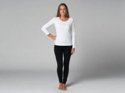 T-Shirt Tara M/L Col Large 100% Coton Bio - Blanc - XS-36 - Vêtements de Yoga Femme -CHIN MUDRA Soldes t shirt tara m l col large 100 bio 163525828761780faff128e