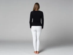 T-Shirt Tara M/L Ras Du Cou Bio Noir Noir XS - 36 | Vêtements de Yoga Femme en Coton Bio -CHIN MUDRA Soldes t shirt tara m l ras du cou bio 1635260866617819c275c4b