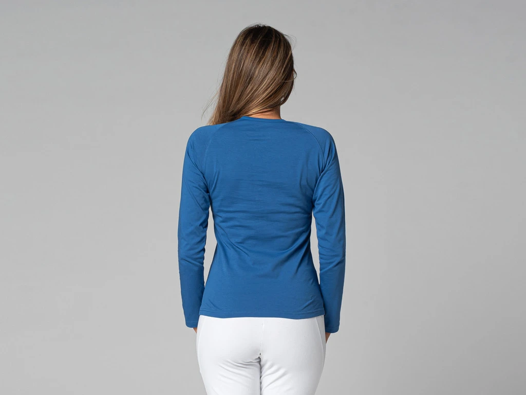 T-Shirt Tara M/L Ras Du Cou Bio Bleu Bleu XS - 36 | Vêtements de Yoga Femme en Coton Bio 4 T-Shirt Tara M/L Ras Du Cou Bio Bleu Bleu XS - 36 | Vêtements de Yoga Femme en Coton Bio – Image 4