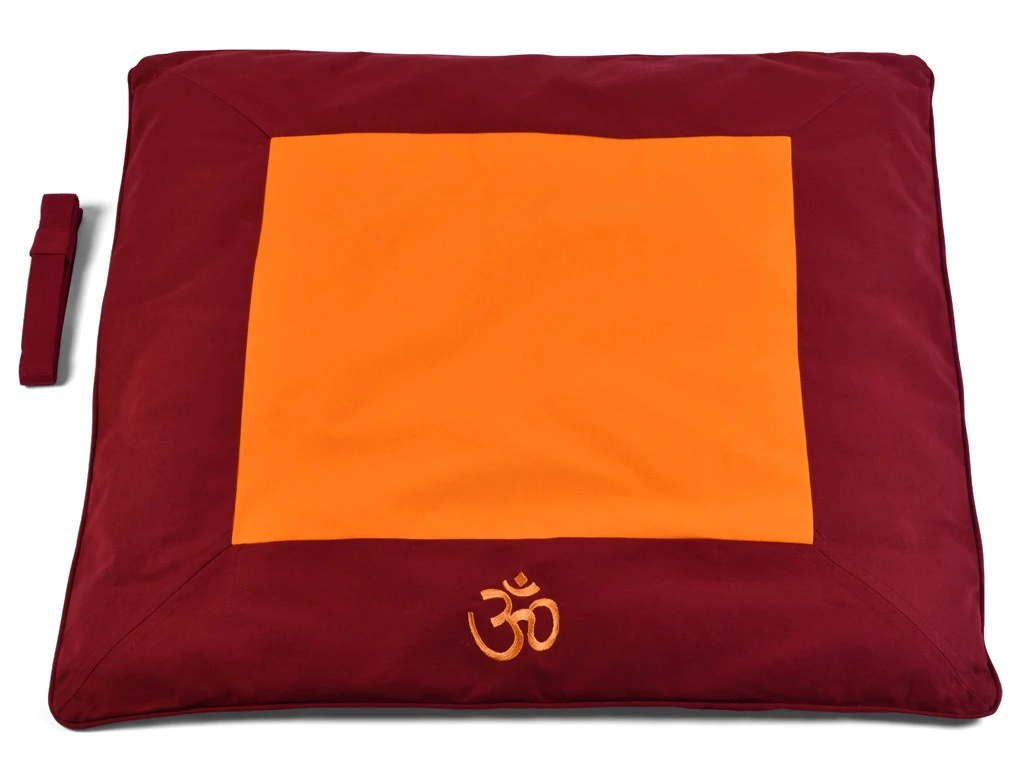 Kit Tapis De Méditation Tibétain Bordeaux/Orange Safran Centaure - Kits Yoga Essentiels 3 Kit Tapis De Méditation Tibétain Bordeaux/Orange Safran Centaure - Kits Yoga Essentiels – Image 3